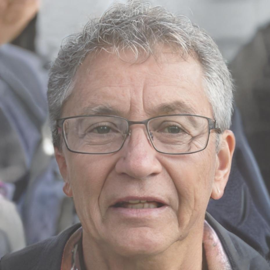 Carlos Martínez